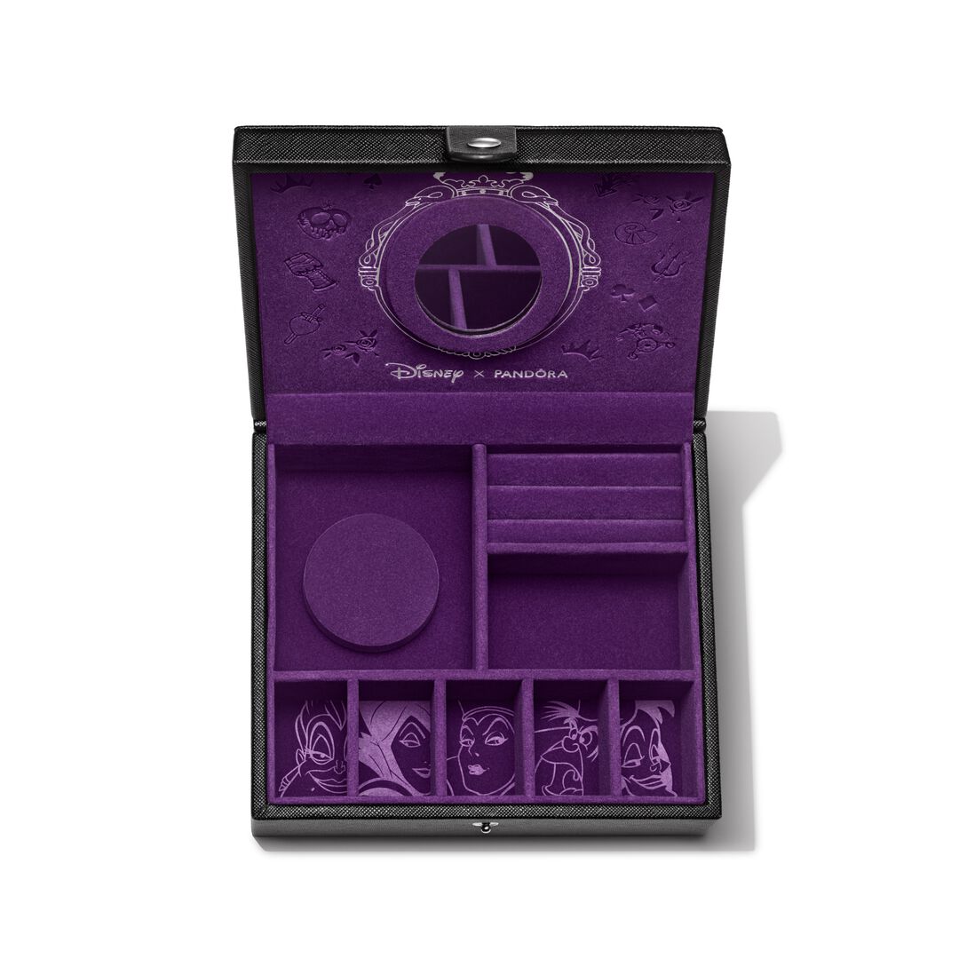 Disney x Pandora Disney Villains Exclusive Jewelry Case Collectors Set by The Alternative Bead. Your official Disney x Pandora Retailer from Germany