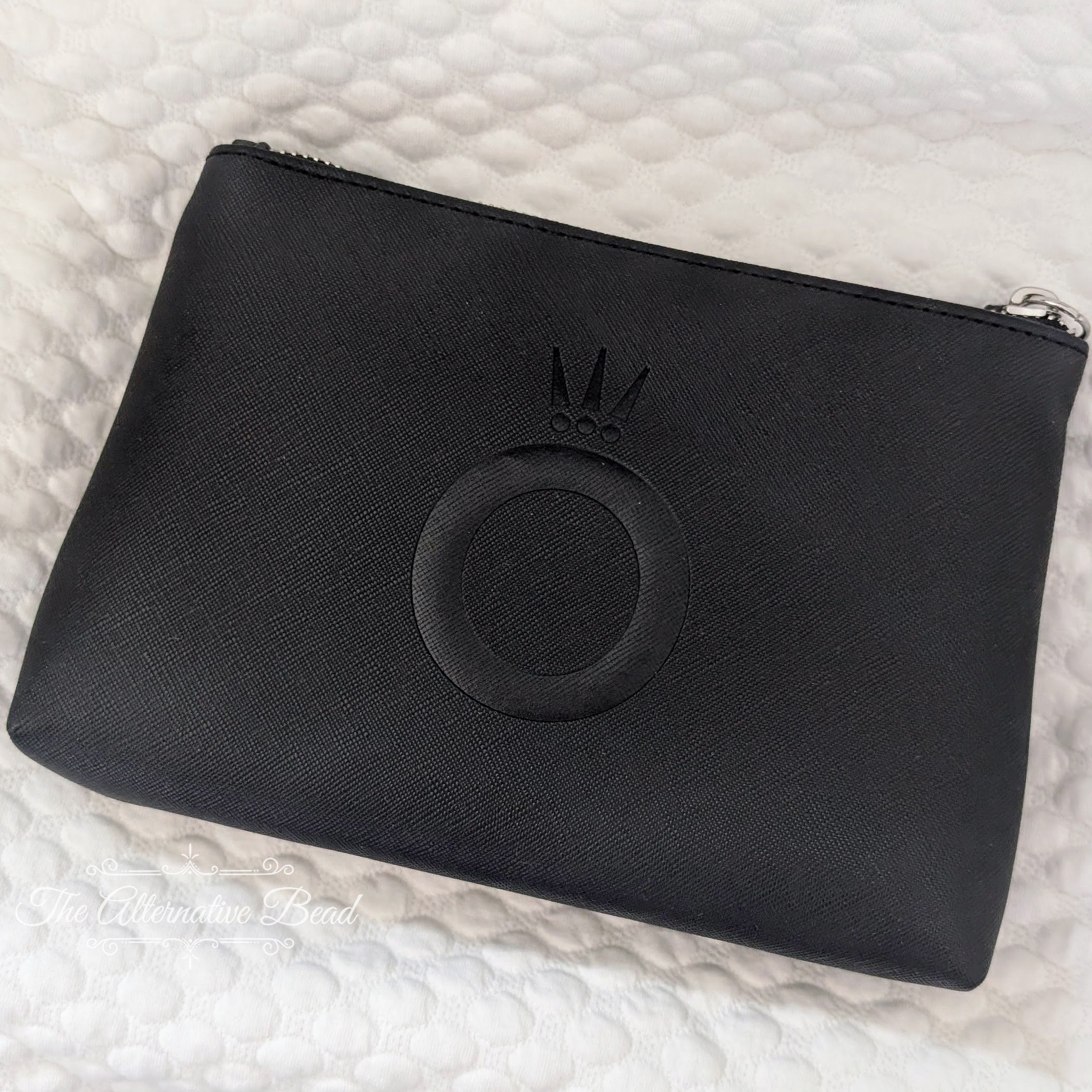 Pandora Zipper Clutch & Travel Jewelry Case   Jewelry Box by The Alternative Bead. Your official Pandora Retailer from Germany