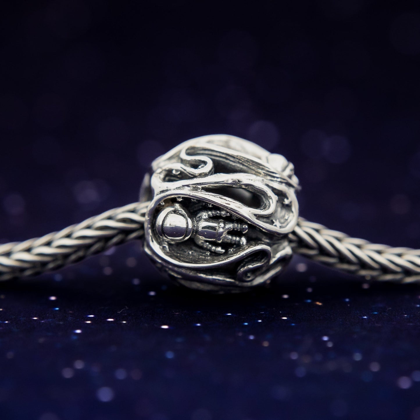 Elfbeads Astronauts silver sterling-silver Charm - The Alternative Bead official German Retailer. Buy 4 get 5 - free DHL Shipping for all orders above 150€