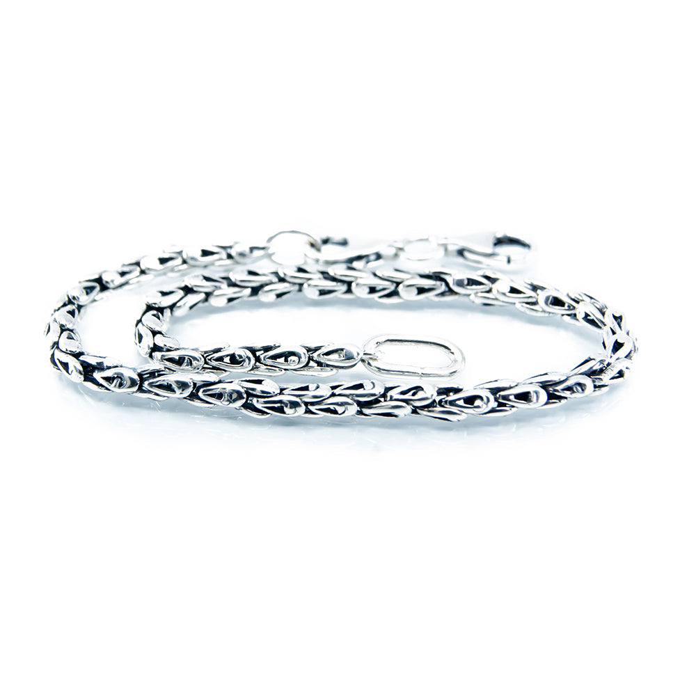 Aurora Charm Aurora’s Chain Bracelet with Lobster Clip silver sterling-silver Bracelet by The Alternative Bead. Your official Aurora Charm Retailer from Germany