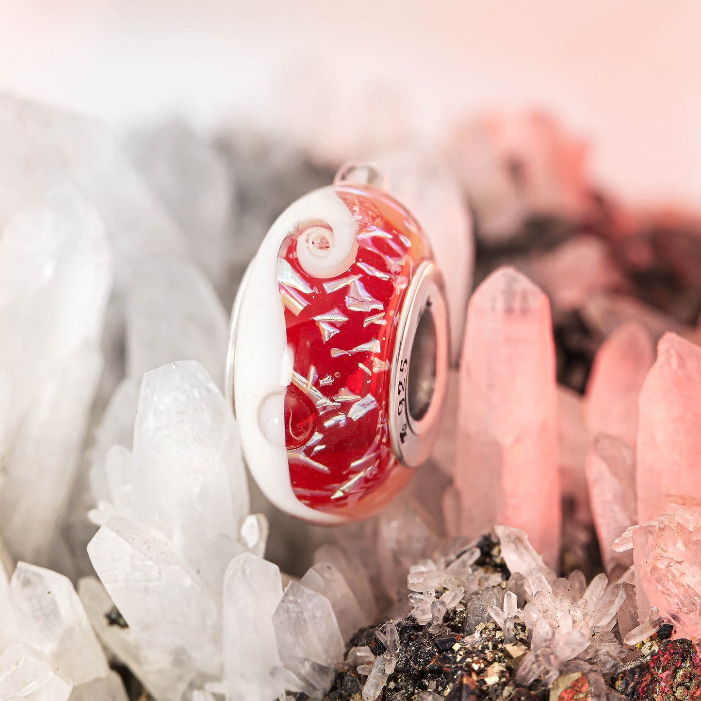 Elfbeads Christmas Miracle Snow Storm (G231109) glass Bead - The Alternative Bead official German Retailer. Buy 4 get 5 - free DHL Shipping for all orders above 150 ?