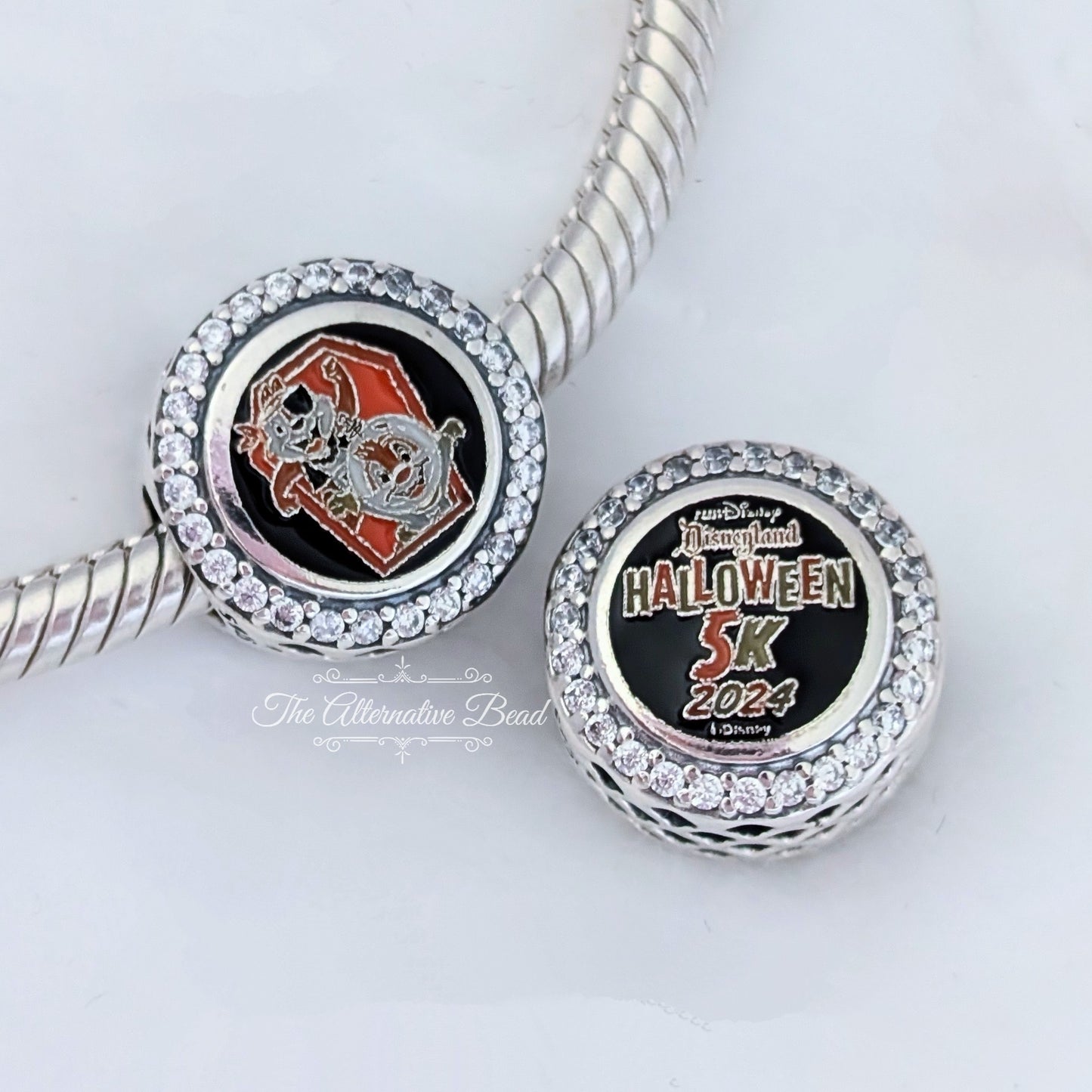 Disney x Pandora RunDisney 2024 Disneyland Halloween Half Marathon 5k Chip & Dale silver; orange sterling-silver; enamel Bead by The Alternative Bead. Your official Disney x Pandora Retailer from Germany