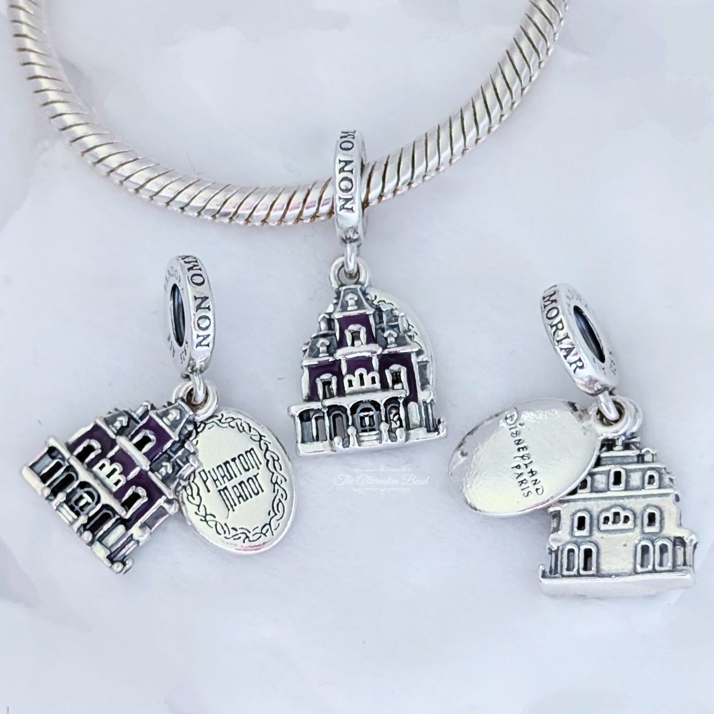 Disney x Pandora The Haunted Mansion Phantom Manor Dangle silver and blue and glow-in-the-dark sterling-silver and enamel Dangle by The Alternative Bead. Your official Disney x Pandora Retailer from Germany