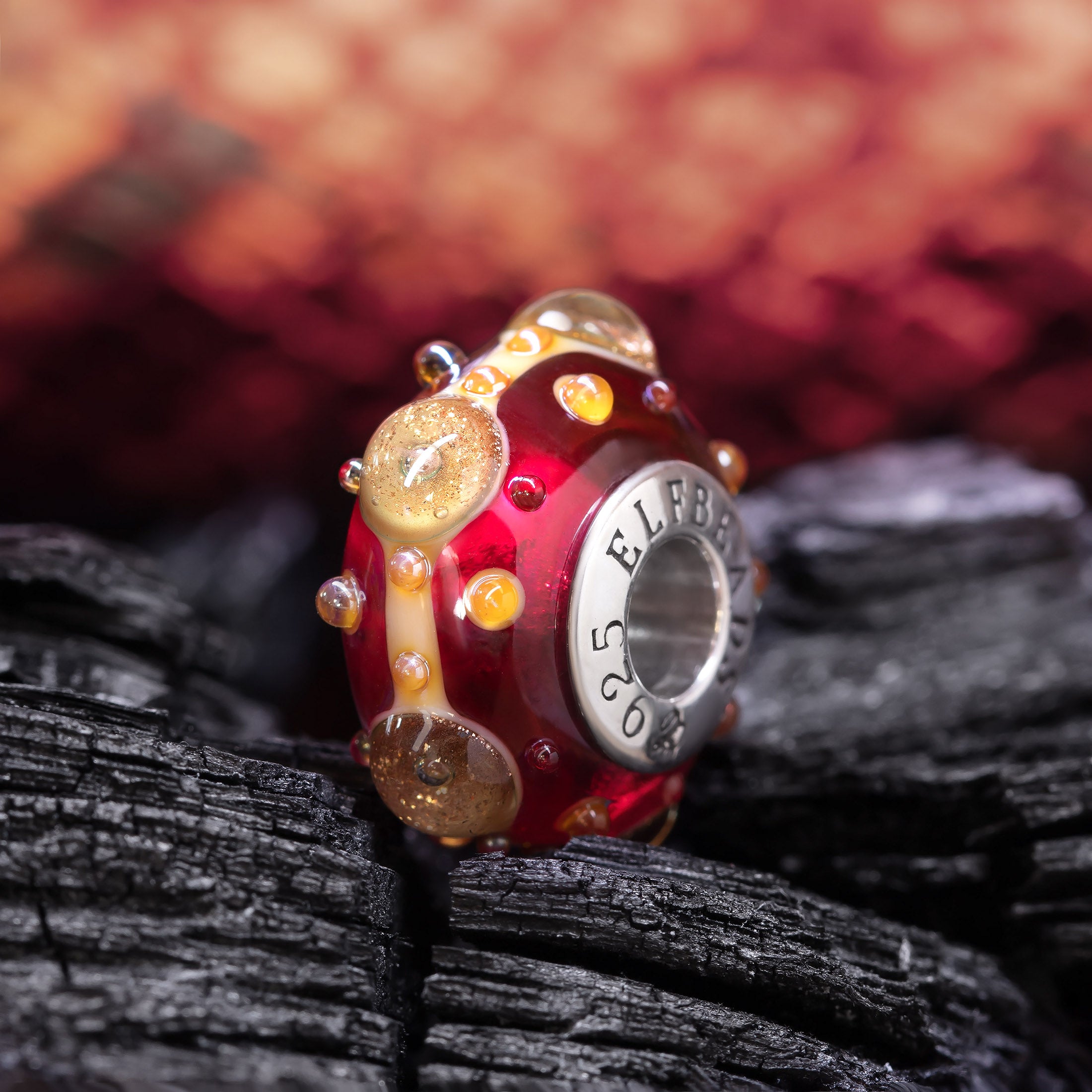Elfbeads Dragon Eyes Love red glass Bead by The Alternative Bead. Your official Elfbeads Retailer from Germany