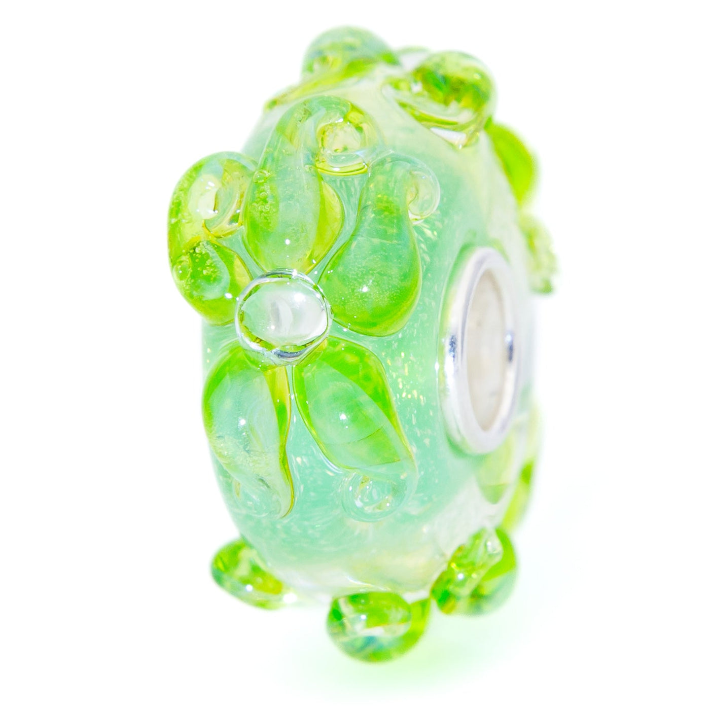 Elfbeads Fresh Green Edelweiss (G220416) glass Bead - The Alternative Bead official German Retailer. Buy 4 get 5 - free DHL Shipping for all orders above 150 ?