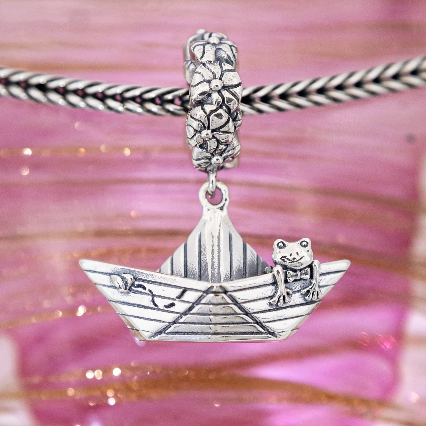 Elfbeads Frog Adventure () silver sterling-silver Bead - The Alternative Bead official German Retailer. Buy 4 get 5 - free DHL Shipping for all orders above 150 ?