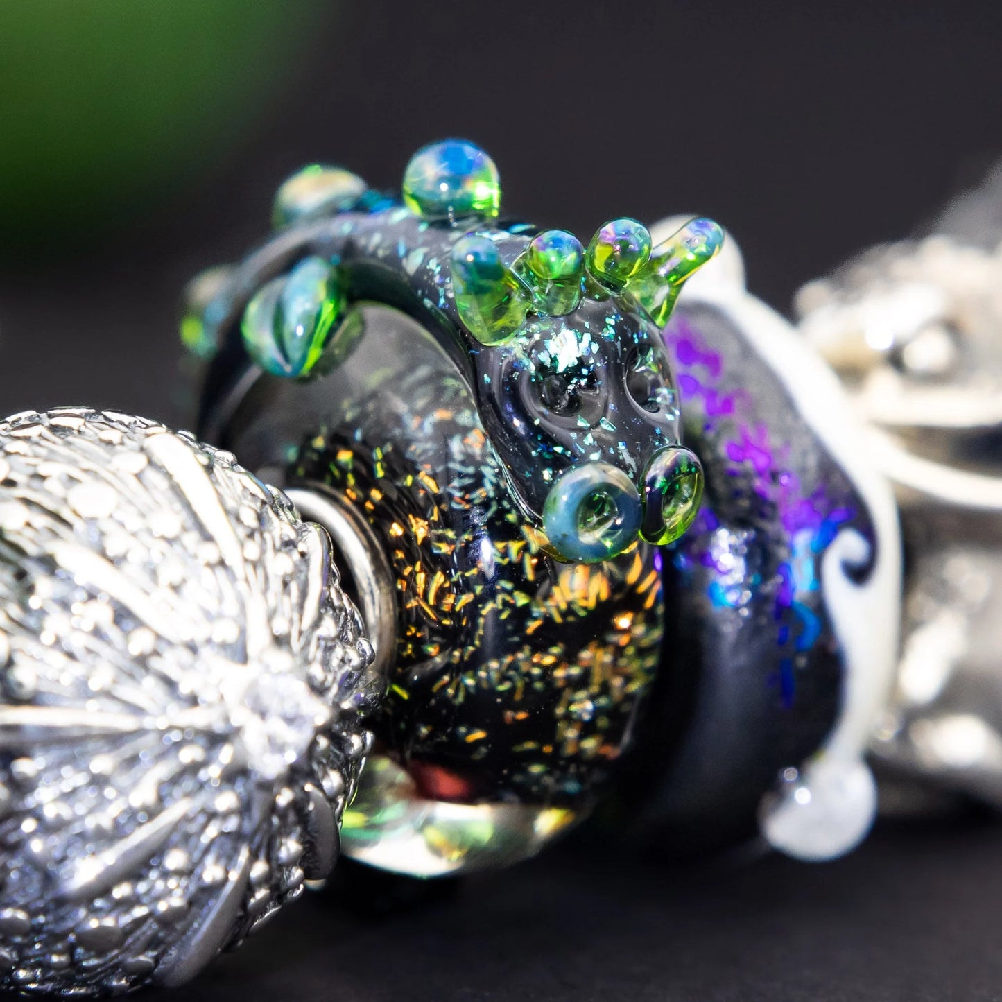 Elfbeads Galaxy Dragon glass Charm - The Alternative Bead official German Retailer. Buy 4 get 5 - free DHL Shipping for all orders above 150€