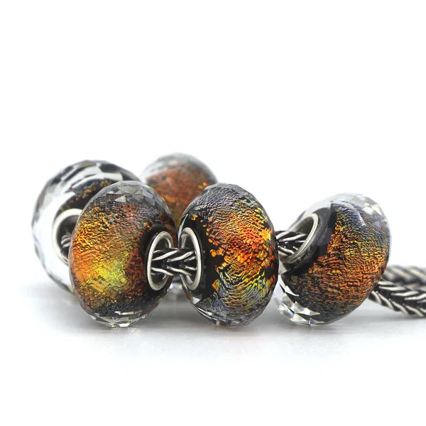 VIP-CHARMS Faceted Colorful Charm 1pcs multicolor glass Bead by The Alternative Bead. Your official VIP-CHARMS Retailer from Germany