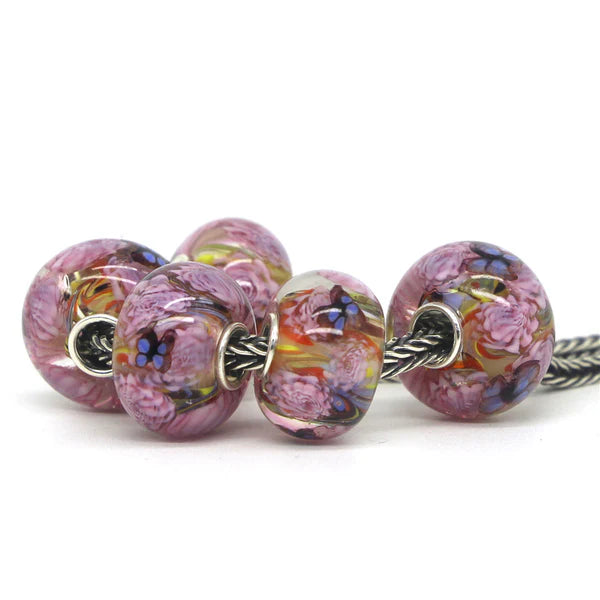 VIP-CHARMS 3D Flowers Butterflies Charm Bead 1pcs floral; pink glass Bead by The Alternative Bead. Your official VIP-CHARMS Retailer from Germany