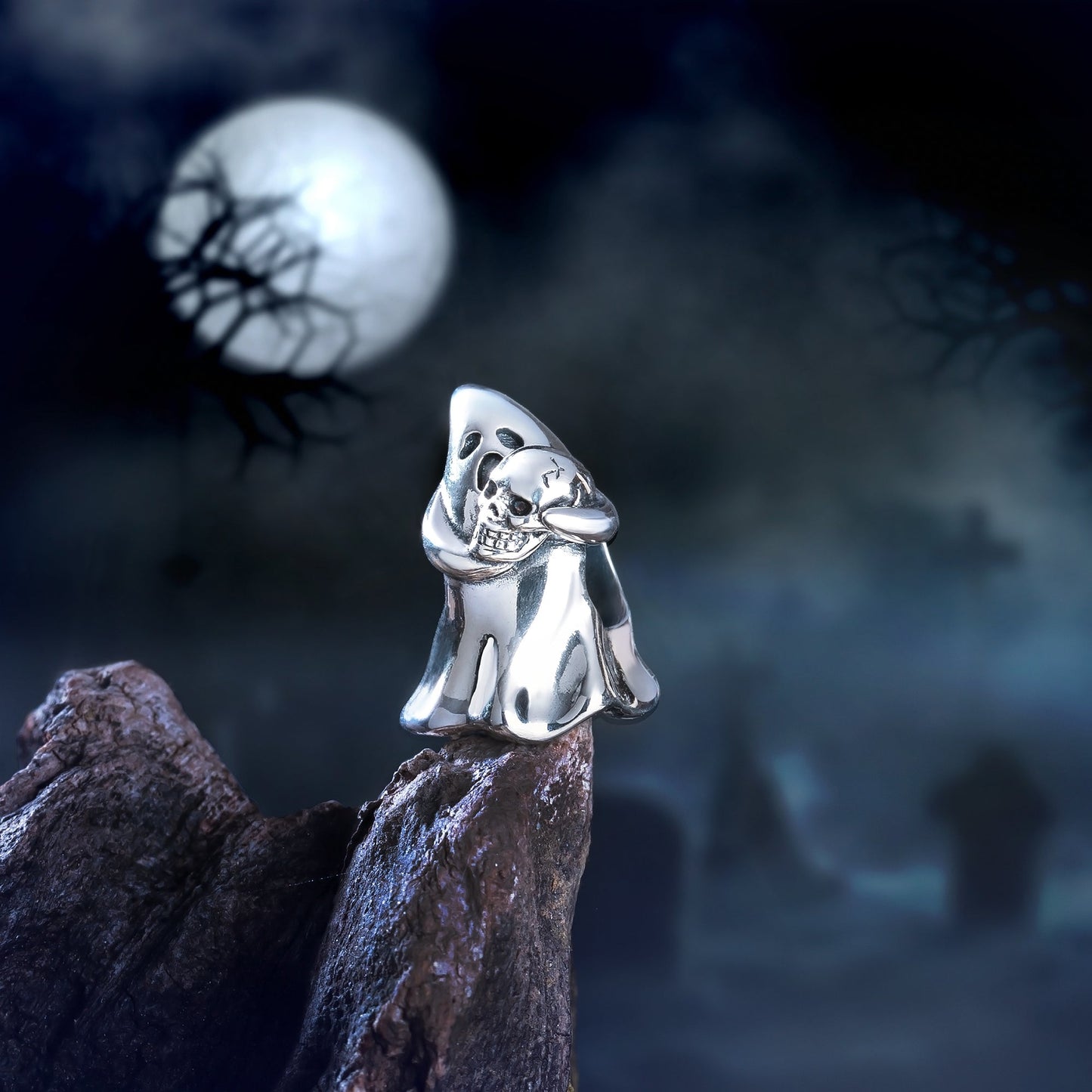 Elfbeads Hamlet Ghost (S230907) silver sterling-silver Charm - The Alternative Bead official German Retailer. Buy 4 get 5 - free DHL Shipping for all orders above 150€