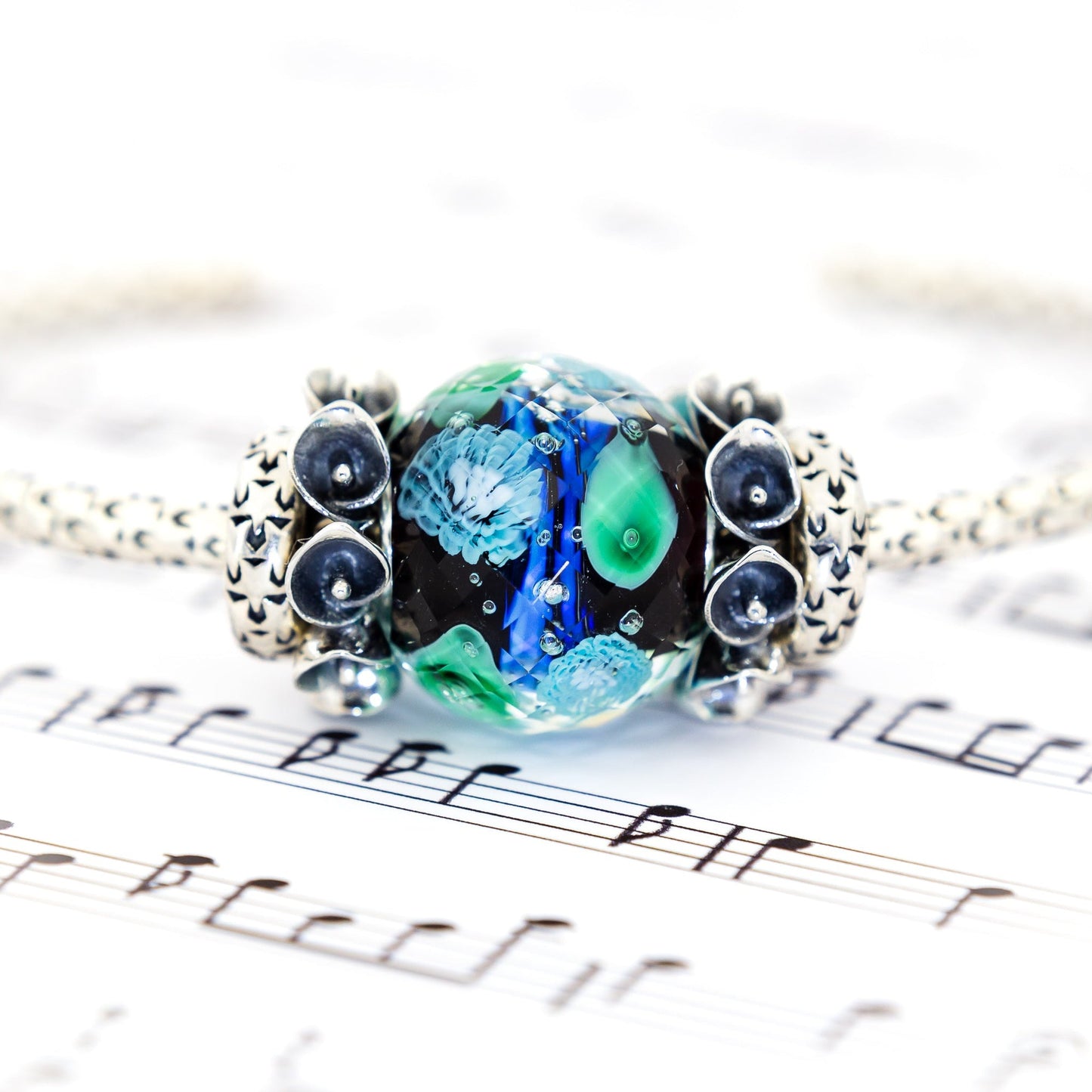 Elfbeads Secret Garden Midnight World Fractal (G220427) glass Bead - The Alternative Bead official German Retailer. Buy 4 get 5 - free DHL Shipping for all orders above 150 ?