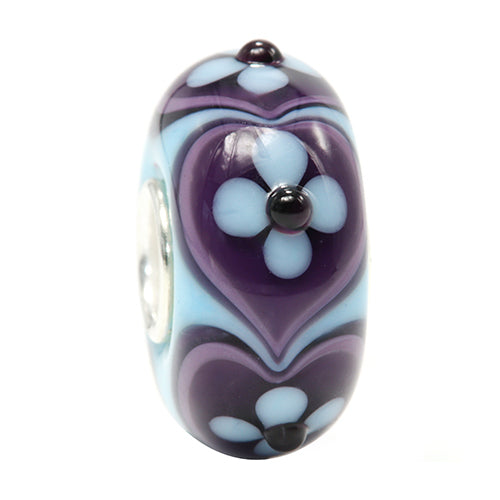 Ogerbeads Lavender Blue Flower Hearts purple; blue glass Bead by The Alternative Bead. Your official Ogerbeads Retailer from Germany