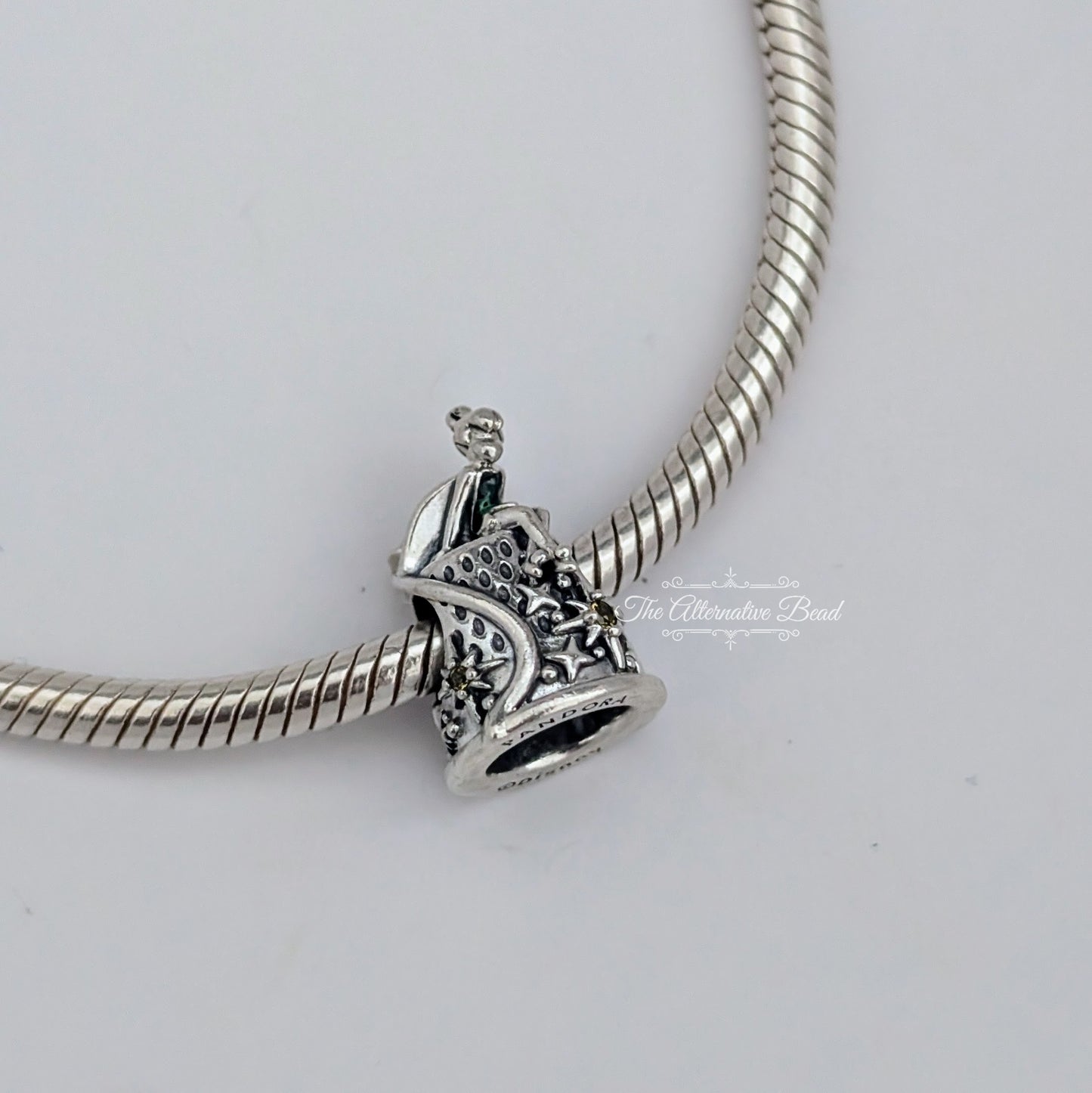 Disney x Pandora Tinker Bell Celestial Thimble silver; yellow; green sterling-silver Bead by The Alternative Bead. Your official Disney x Pandora Retailer from Germany