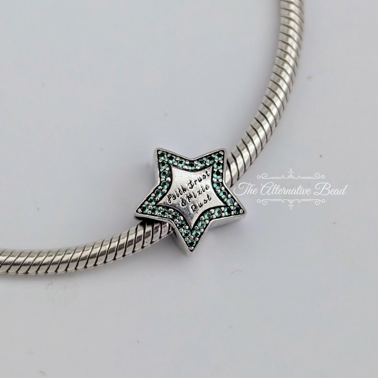 Disney x Pandora Tinker Bell Star green; silver sterling-silver Bead by The Alternative Bead. Your official Disney x Pandora Retailer from Germany