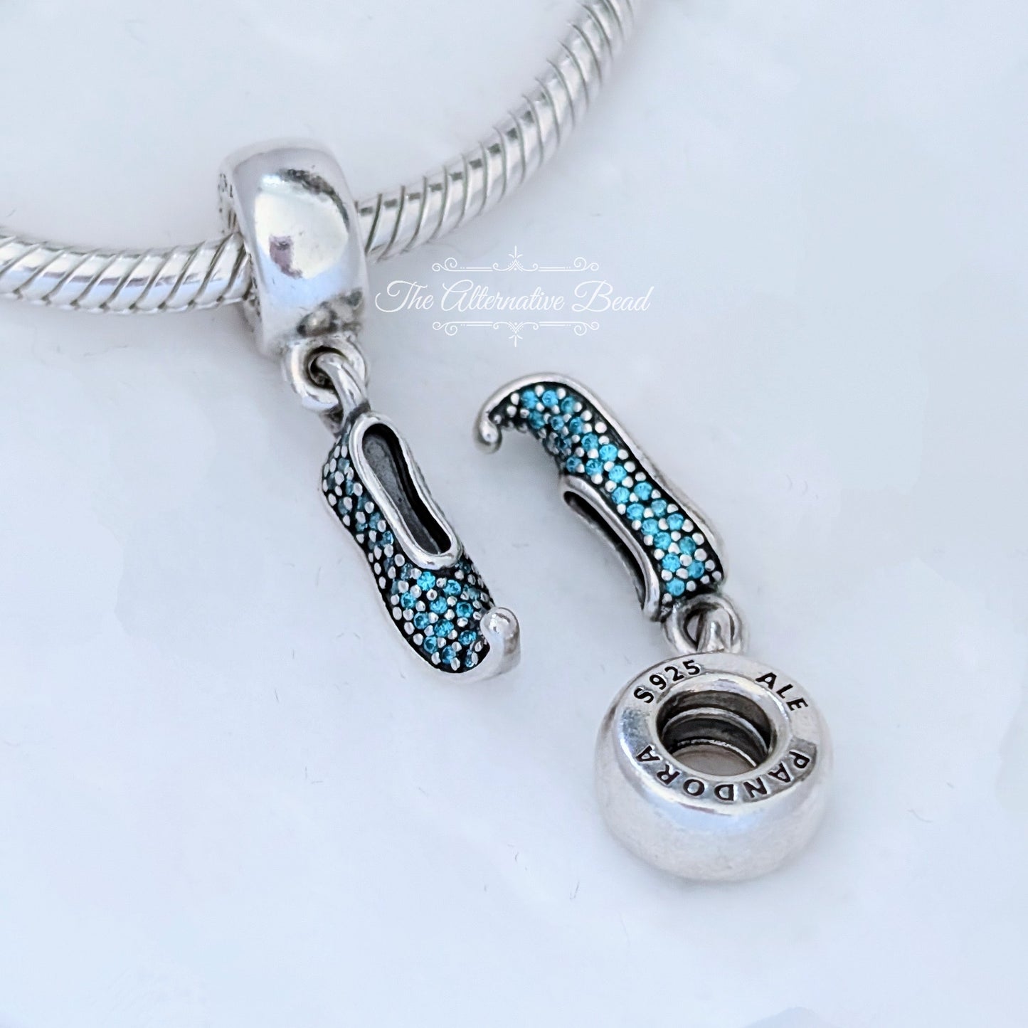 Disney x Pandora Princess Jasmine's Sparkling Slipper Dangle blue; green sterling-silver Dangle by The Alternative Bead. Your official Disney x Pandora Retailer from Germany
