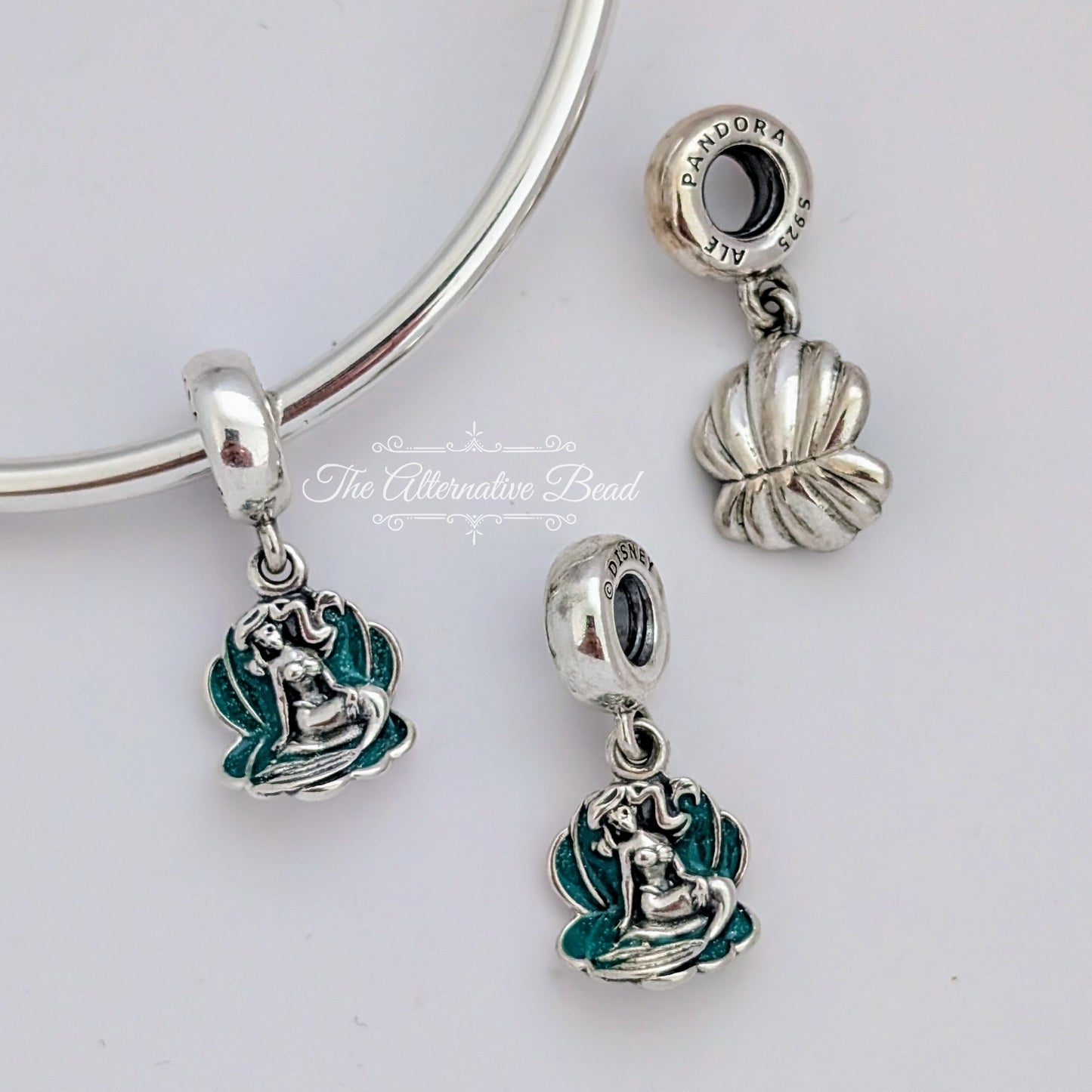 Disney x Pandora Ariel & Seashell Dangle green; silver sterling-silver Dangle by The Alternative Bead. Your official Disney x Pandora Retailer from Germany