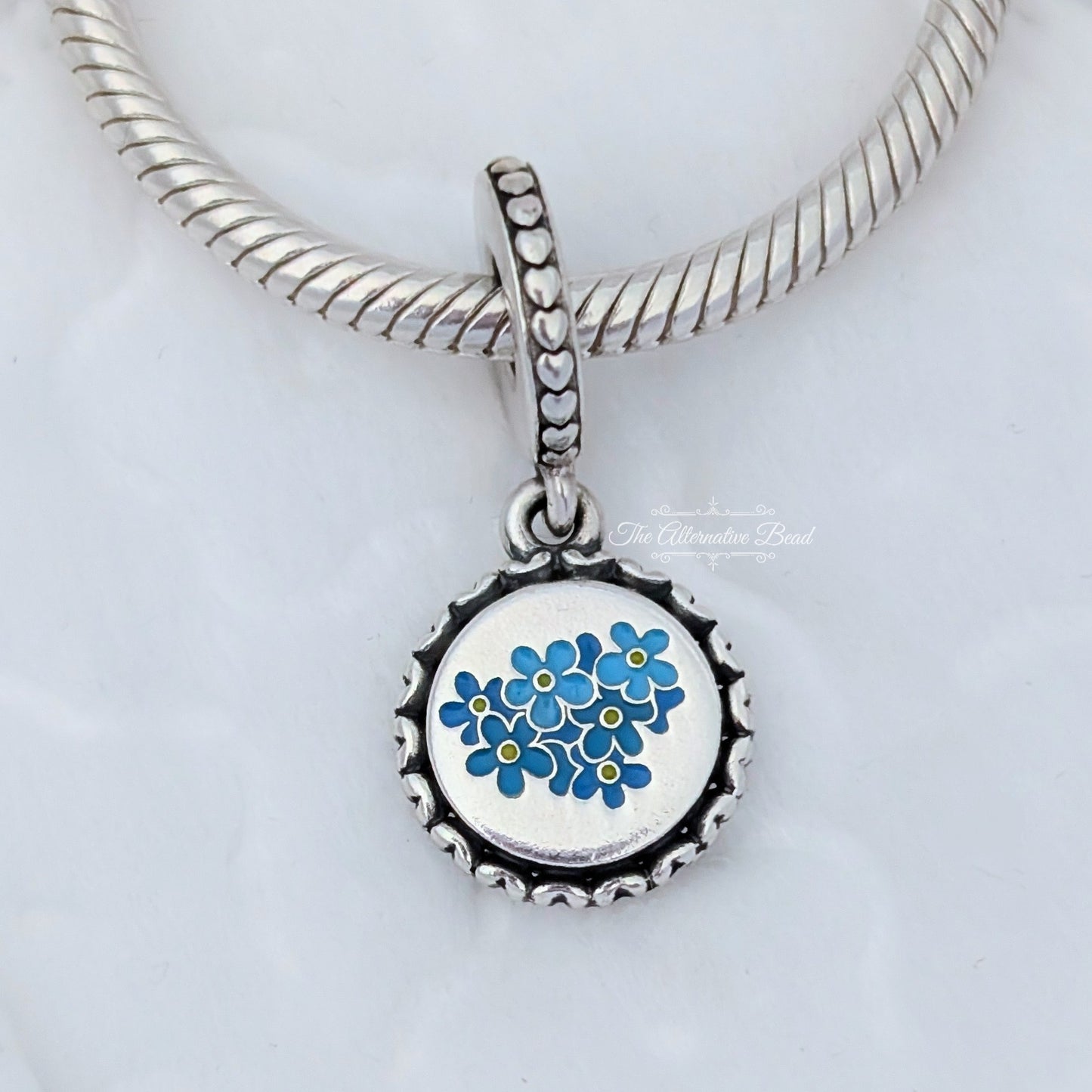 Pandora Blue Forget-Me-Not Flower Dangle Charm (792018C00_E031) silver and floral and blue sterling-silver and enamel Dangle by The Alternative Bead. Your Jewelry Retailer from Germany