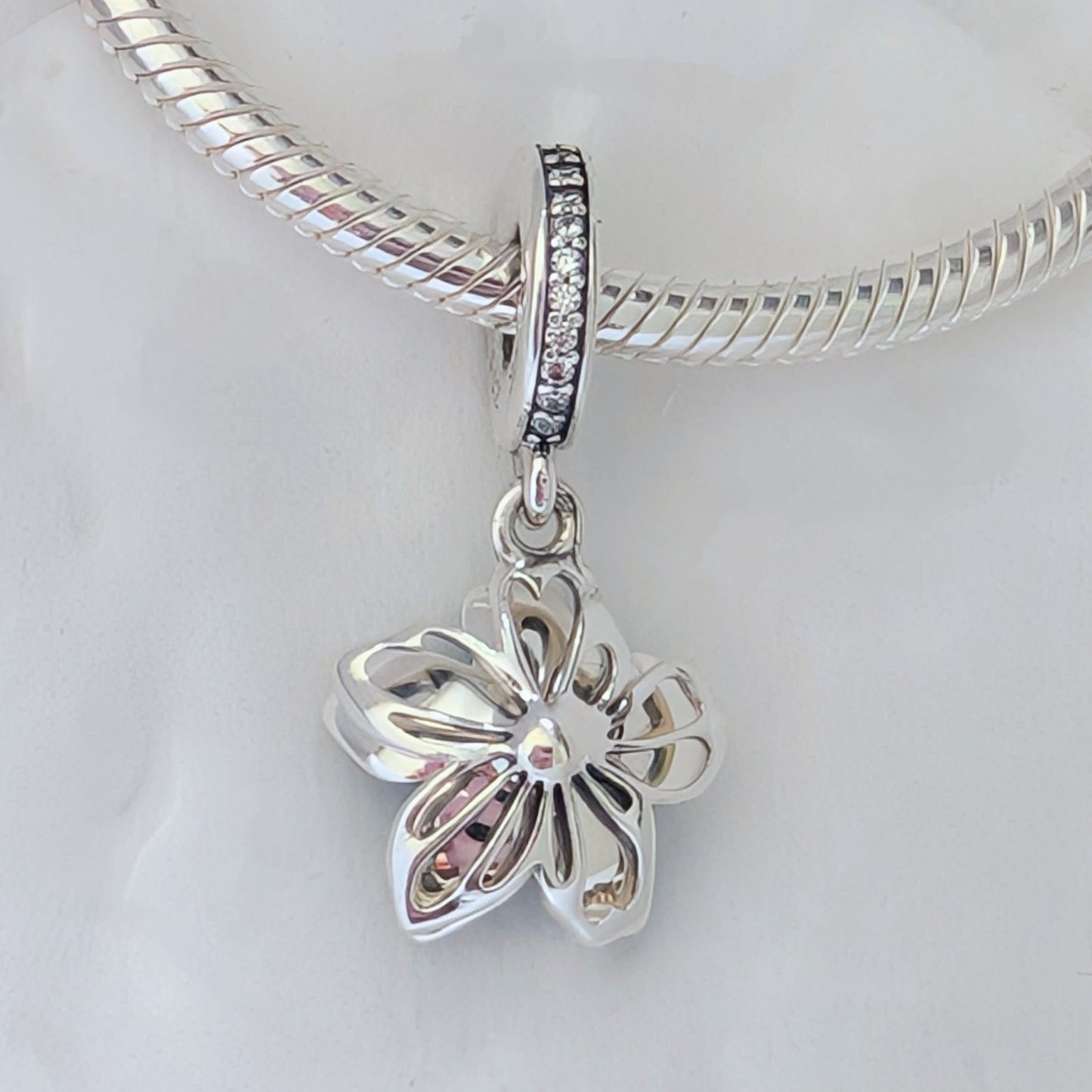 Pandora Blue Blossom Dangle Charm (790667C02 / 760667C01) gold and silver sterling-silver and enamel Dangle by The Alternative Bead. Your Jewelry Retailer from Germany