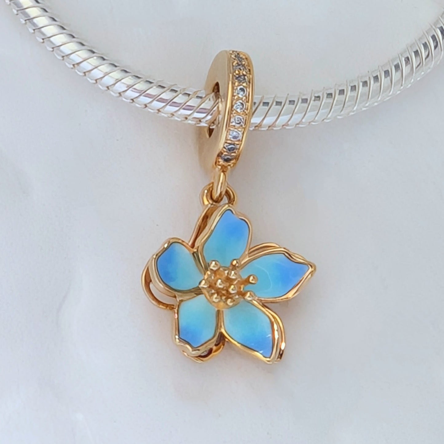 Pandora Blue Blossom Dangle Charm (790667C02 / 760667C01) gold and silver sterling-silver and enamel Dangle by The Alternative Bead. Your Jewelry Retailer from Germany