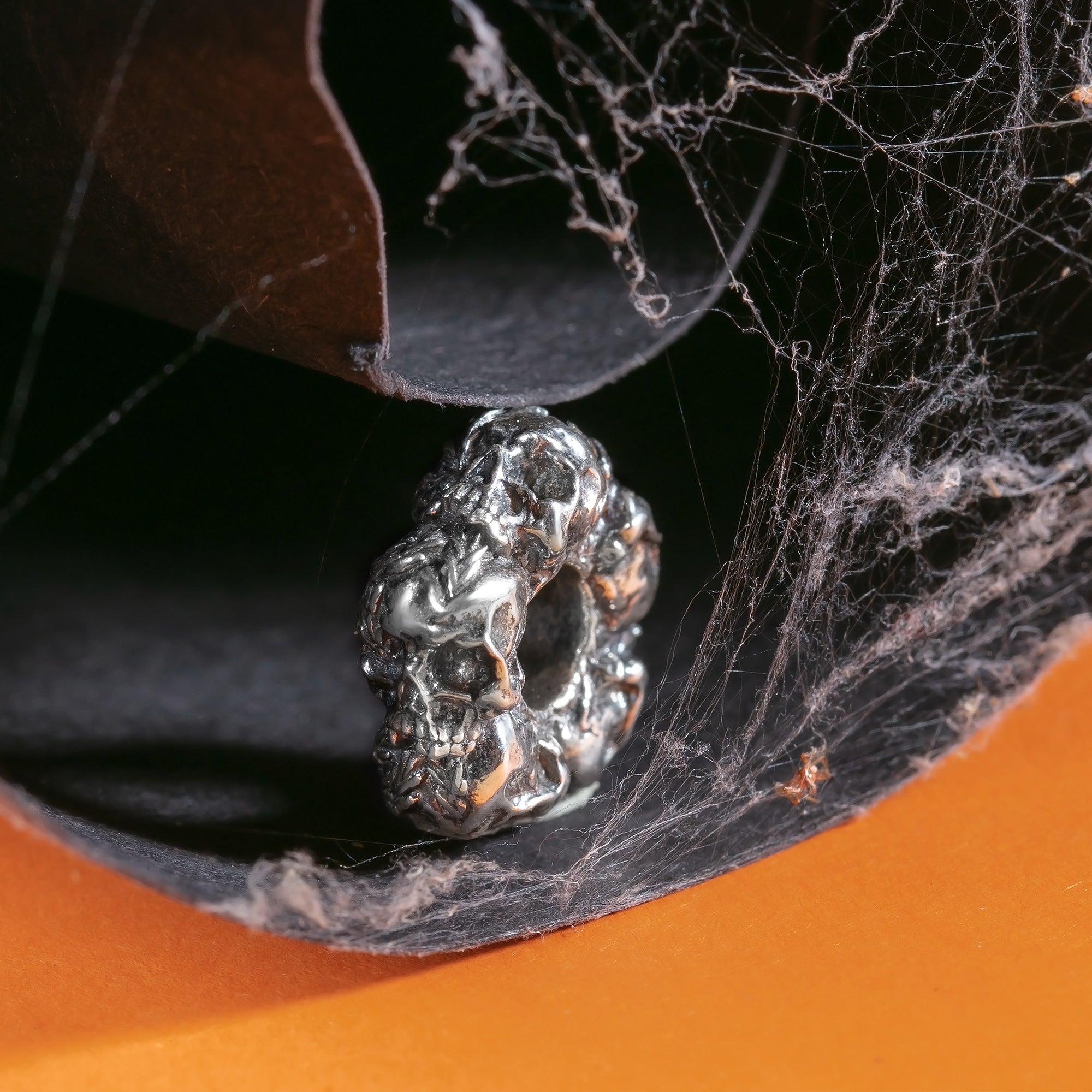 Elfbeads Rosemary Skulls silver sterling-silver Bead by The Alternative Bead. Your official Elfbeads Retailer from Germany