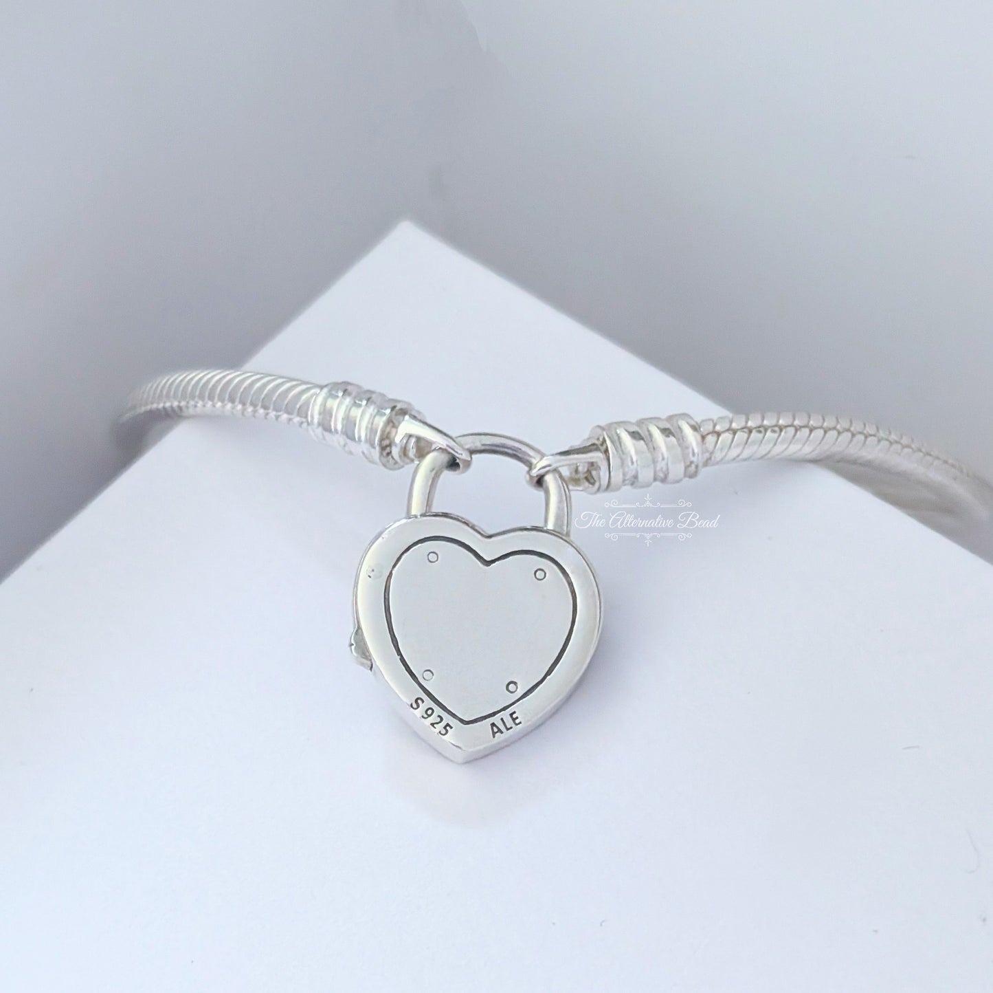 Heart lock bracelet