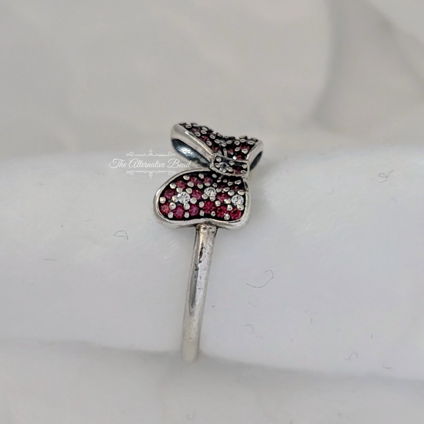 Disney x Pandora Minnie Mouse Sparkling Bow Ring pink sterling-silver Ring by The Alternative Bead. Your official Disney x Pandora Retailer from Germany
