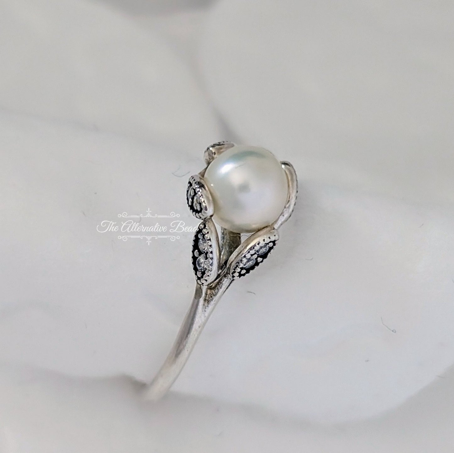 Pandora Luminous Leaves Ring silver sterling-silver Ring by The Alternative Bead. Your official Pandora Retailer from Germany
