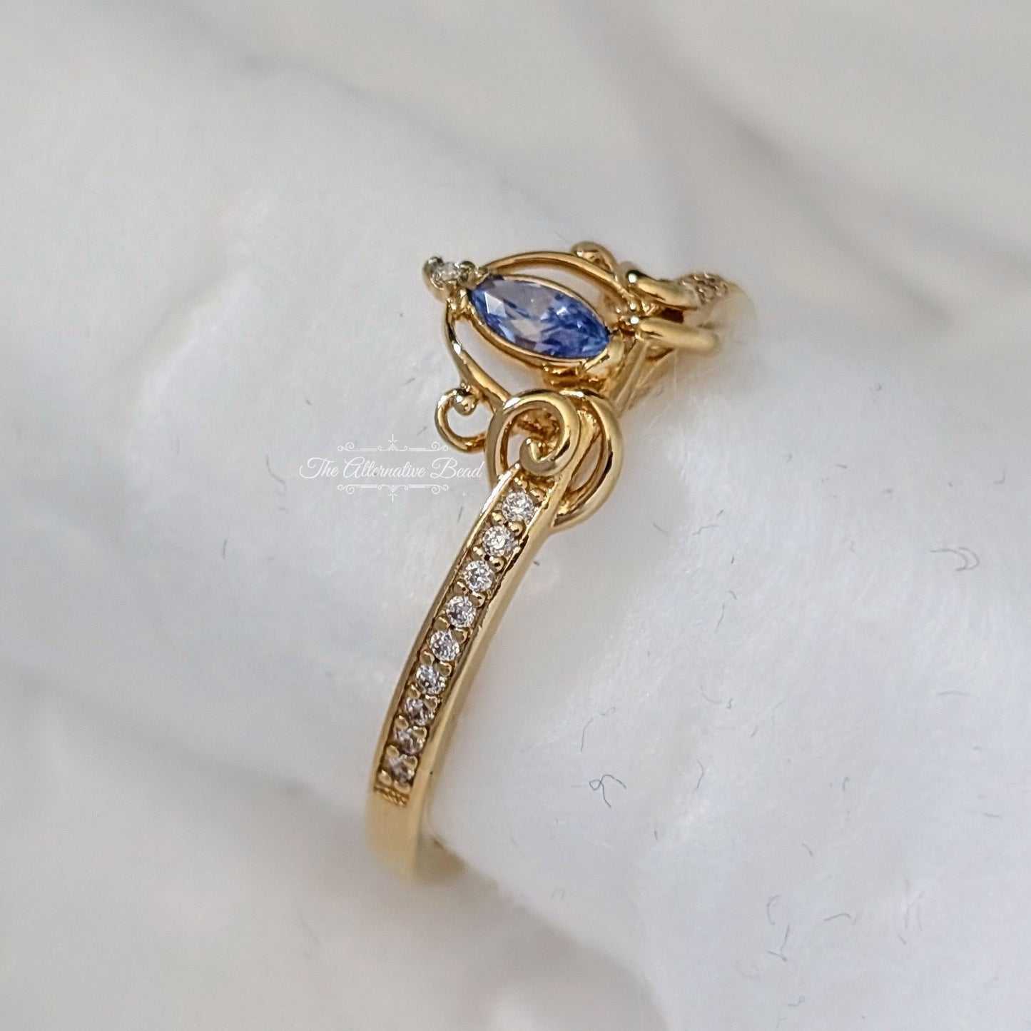 Disney x Pandora Cinderella Golden Coach Ring gold; blue sterling-silver Ring by The Alternative Bead. Your official Disney x Pandora Retailer from Germany