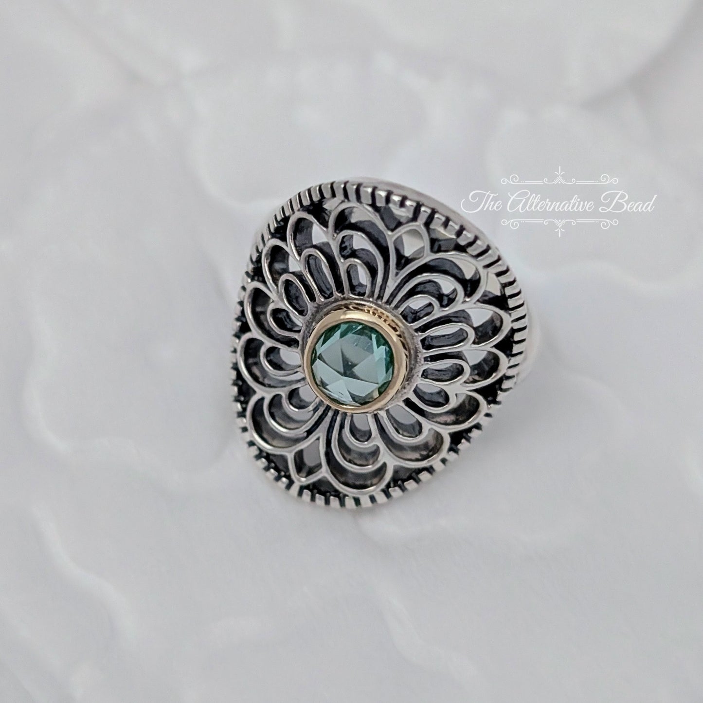 Pandora Vintage Allure 14k Gold & Green Spinel Ring sterling-silver Ring by The Alternative Bead. Your official Pandora Retailer from Germany