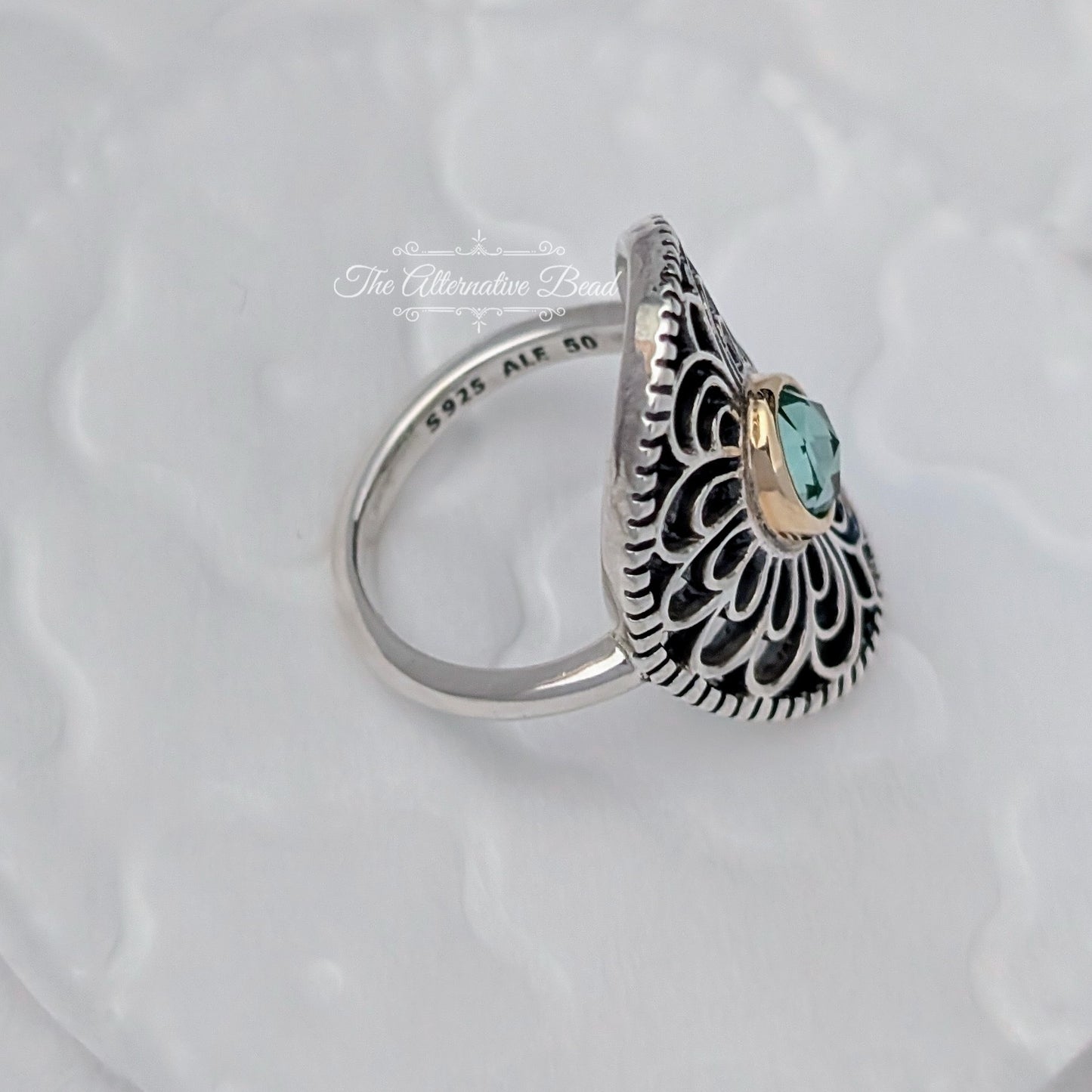 Pandora Vintage Allure 14k Gold & Green Spinel Ring sterling-silver Ring by The Alternative Bead. Your official Pandora Retailer from Germany