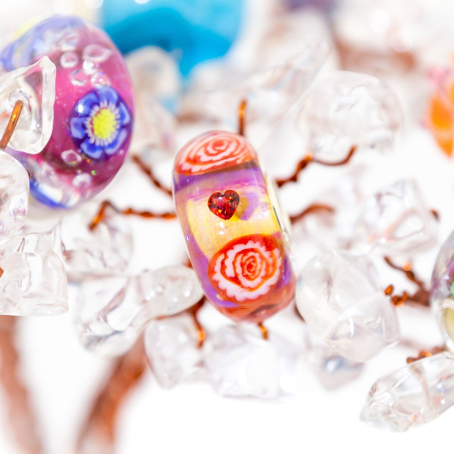 Elfbeads Romantic Rose Monroe glass Bead by The Alternative Bead. Your official Elfbeads Retailer from Germany