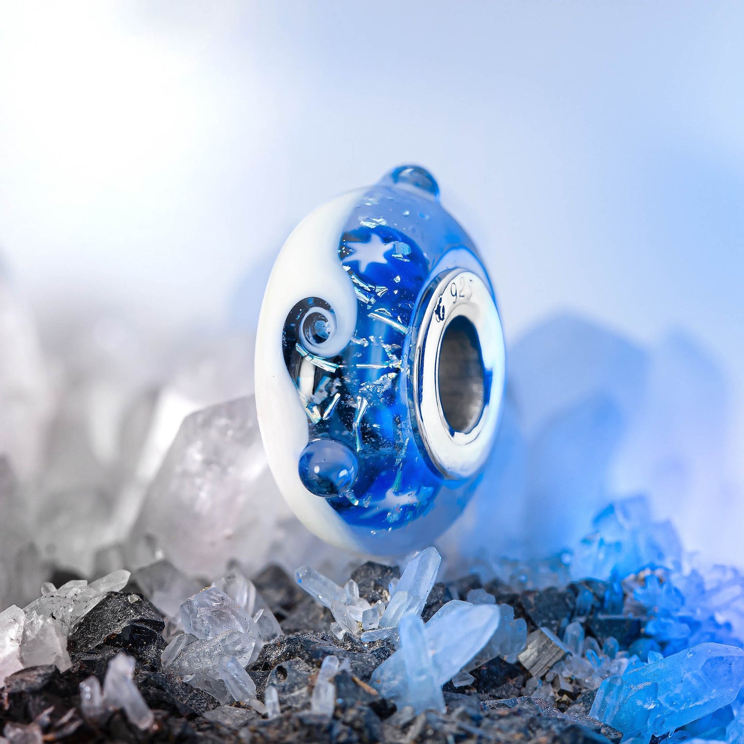 Elfbeads Starry Night Snow Storm (G231108) glass Bead - The Alternative Bead official German Retailer. Buy 4 get 5 - free DHL Shipping for all orders above 150 ?