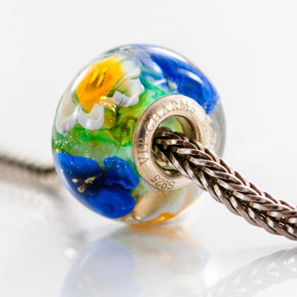 VIP-CHARMS Wonderland Bloom Bead blue glass Bead by The Alternative Bead. Your official VIP-CHARMS Retailer from Germany