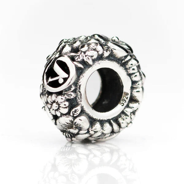 VIP-CHARMS Beautiful Violets Charm (ME0050) silver sterling-silver Charm by The Alternative Bead. Your Official VIP-CHARMS Retailer from Germany