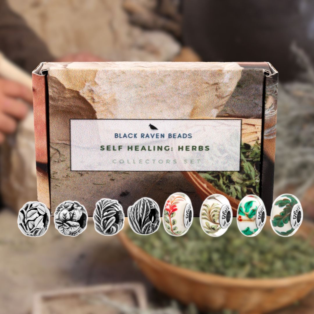 Black Raven Beads Self Healing: Herbs Collectors Set silver; multicolor sterling-silver; glass Collectors Set by The Alternative Bead. Your official Black Raven Beads Retailer from Germany
