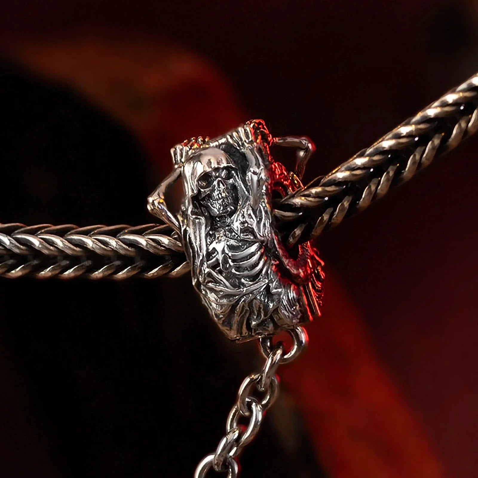 Elfbeads Cathedral of Shadows  sterling-silver Safety Chain by The Alternative Bead. Your official Elfbeads Retailer from Germany