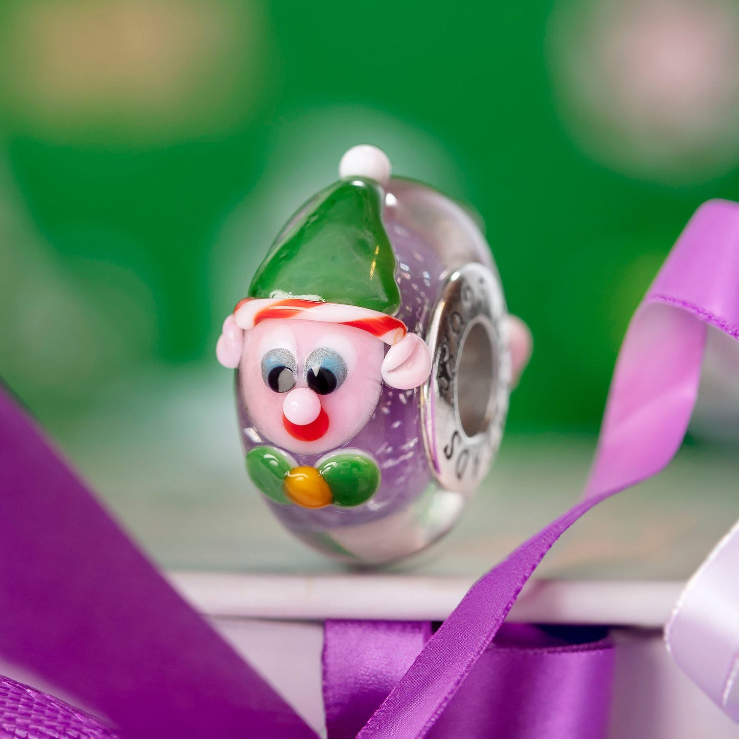 Elfbeads Secret Elf of Wonder silver glass Bead by The Alternative Bead. Your official Elfbeads Retailer from Germany