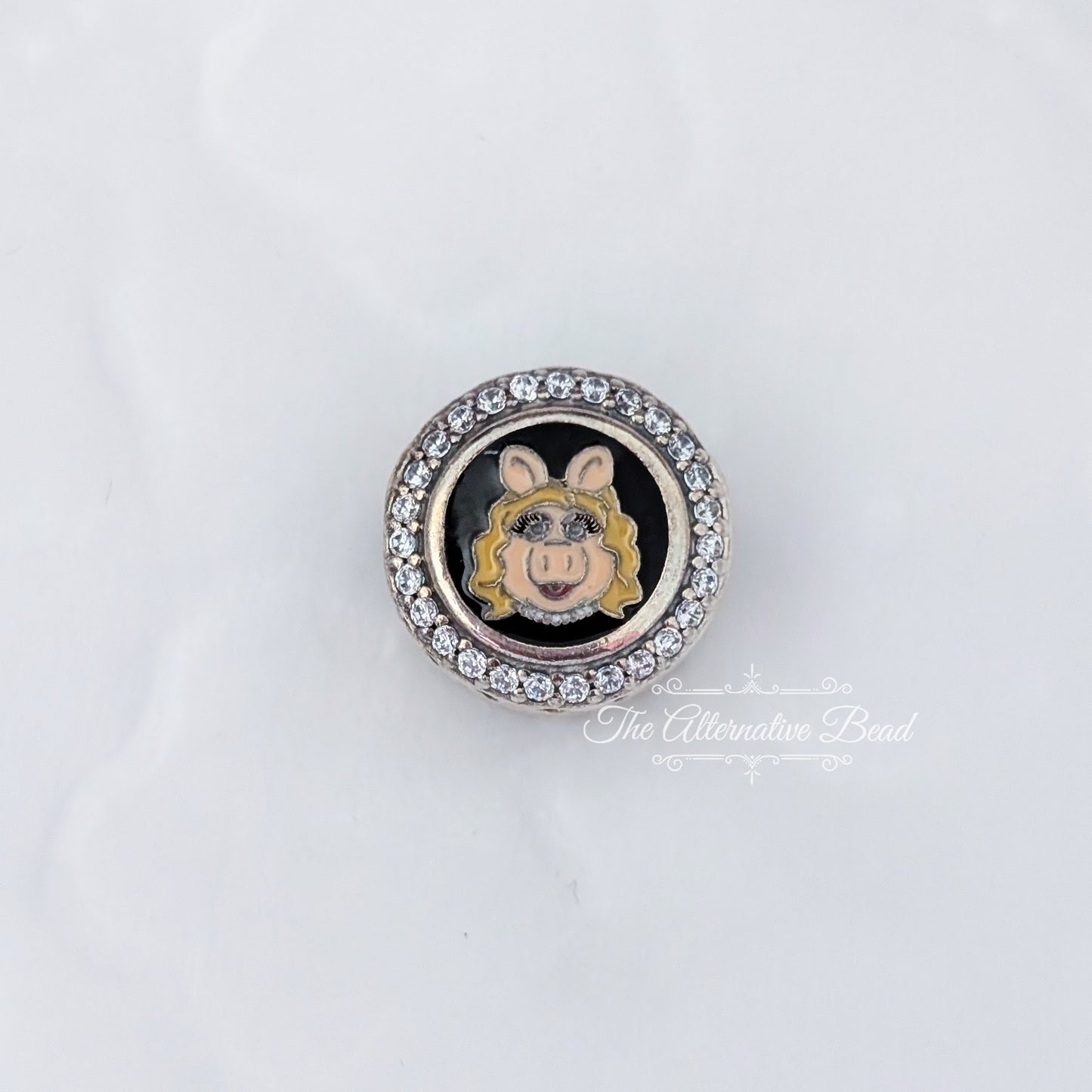 Miss Piggy Engravable Charm