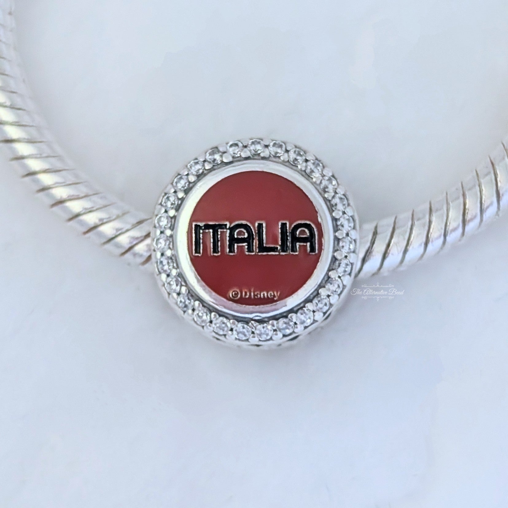 Disney x Pandora Mickey Mouse Italy (EPCOT World Showcase) silver; red sterling-silver; enamel Bead by The Alternative Bead. Your official Disney x Pandora Retailer from Germany