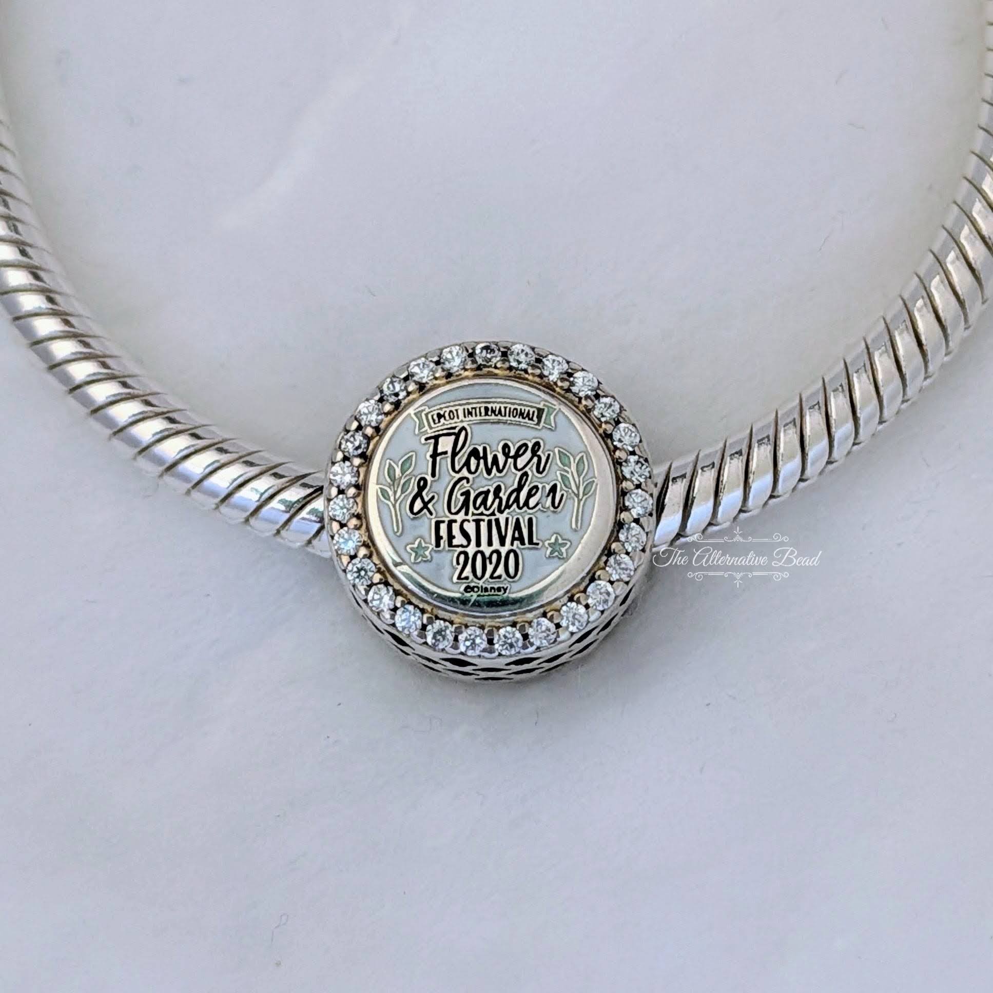 Disney x Pandora EPCOT Minnie Flower Garden Festival 2020 Charm silver and multicolor and white sterling-silver and enamel Collectors Set by The Alternative Bead. Your Jewelry Retailer from Germany