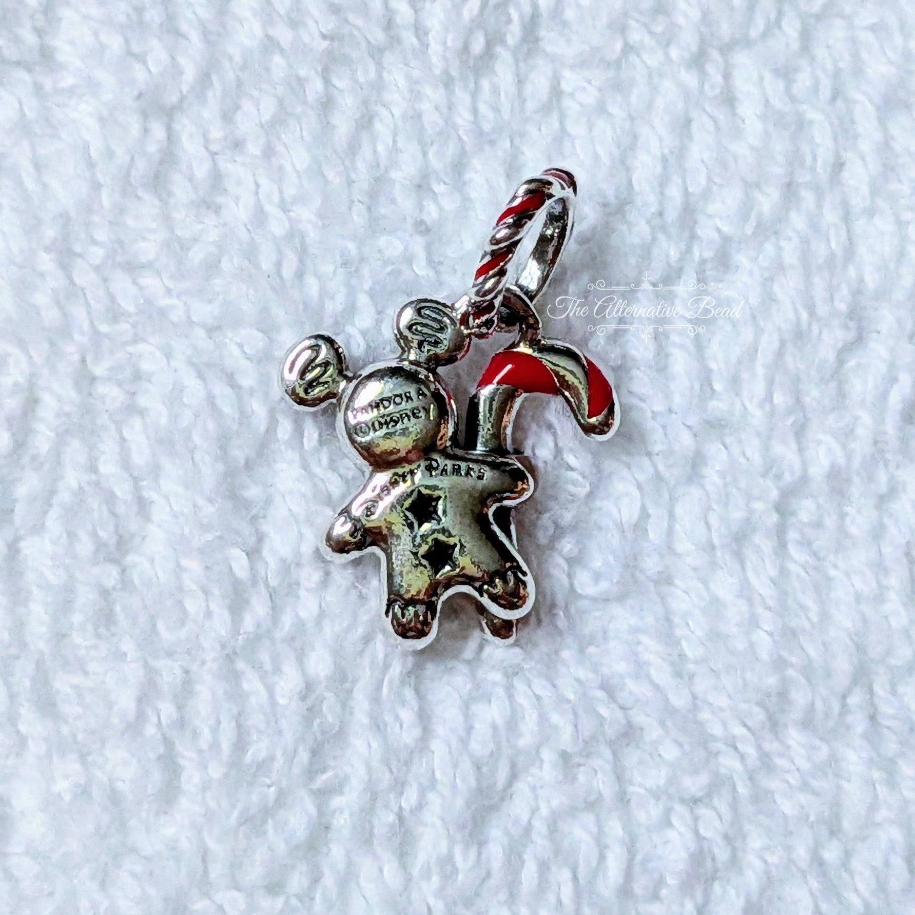 Disney x Pandora Mickey Mouse Holiday Gingerbread Dangle red; silver; brown sterling-silver Dangle by The Alternative Bead. Your Jewelry Retailer from Germany