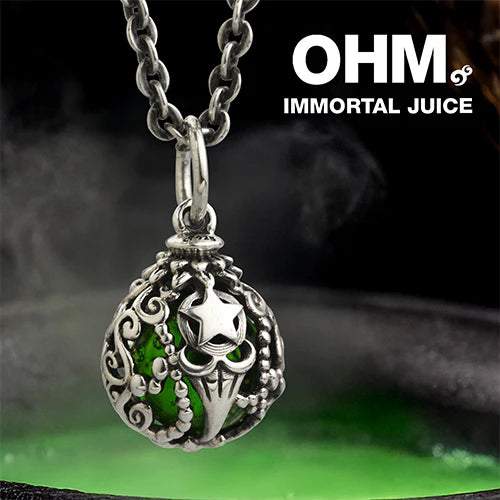 OHM Beads Immortal Juice silver and green sterling-silver and glass Dangle by The Alternative Bead. Your official OHM Beads Retailer from Germany