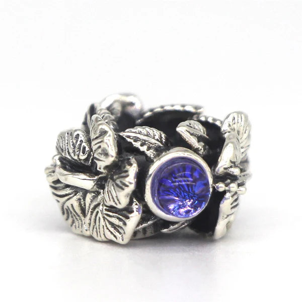 VIP-CHARMS Hibiscus Stopper Spacer Charm Bead silver; blue glass; natural-stone; sterling-silver Stopper by The Alternative Bead. Your official VIP-CHARMS Retailer from Germany