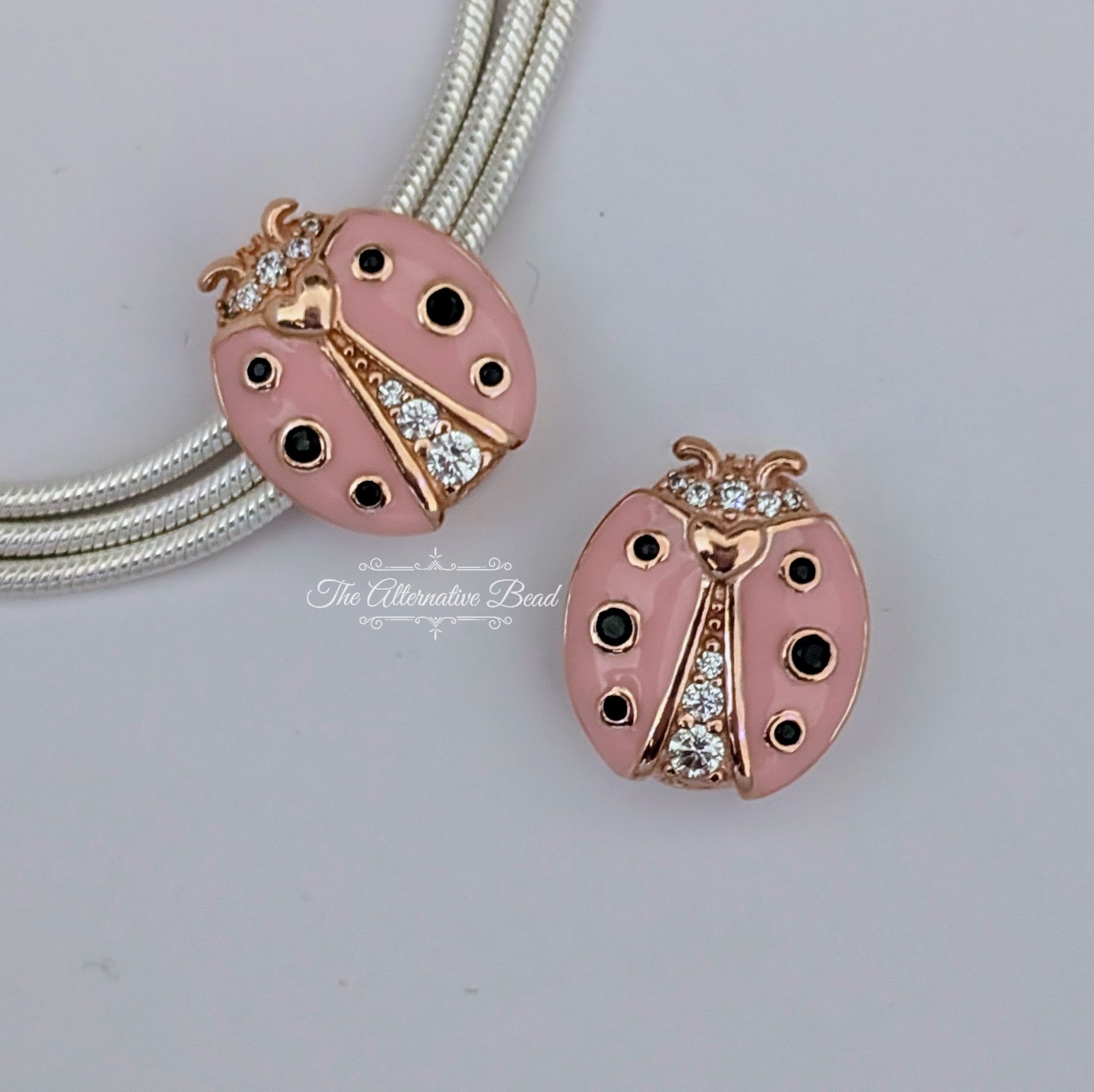 Pandora Reflexions Ladybird Clip pink; black rose-gold Clip by The Alternative Bead. Your official Pandora Retailer from Germany