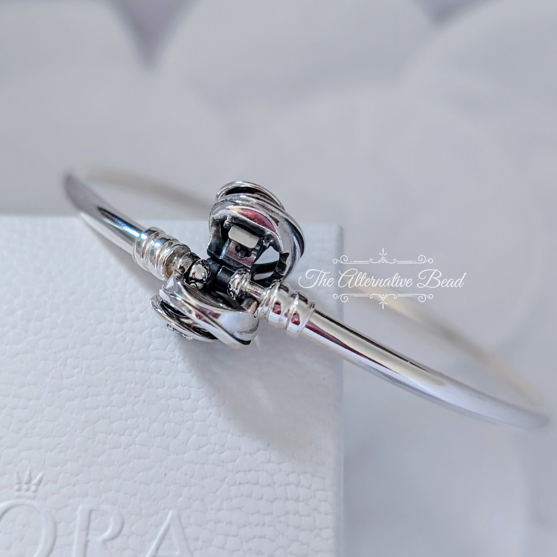 Pandora Moments Encircled Clasp Bangle silver sterling-silver Bangle by The Alternative Bead. Your official Pandora Retailer from Germany