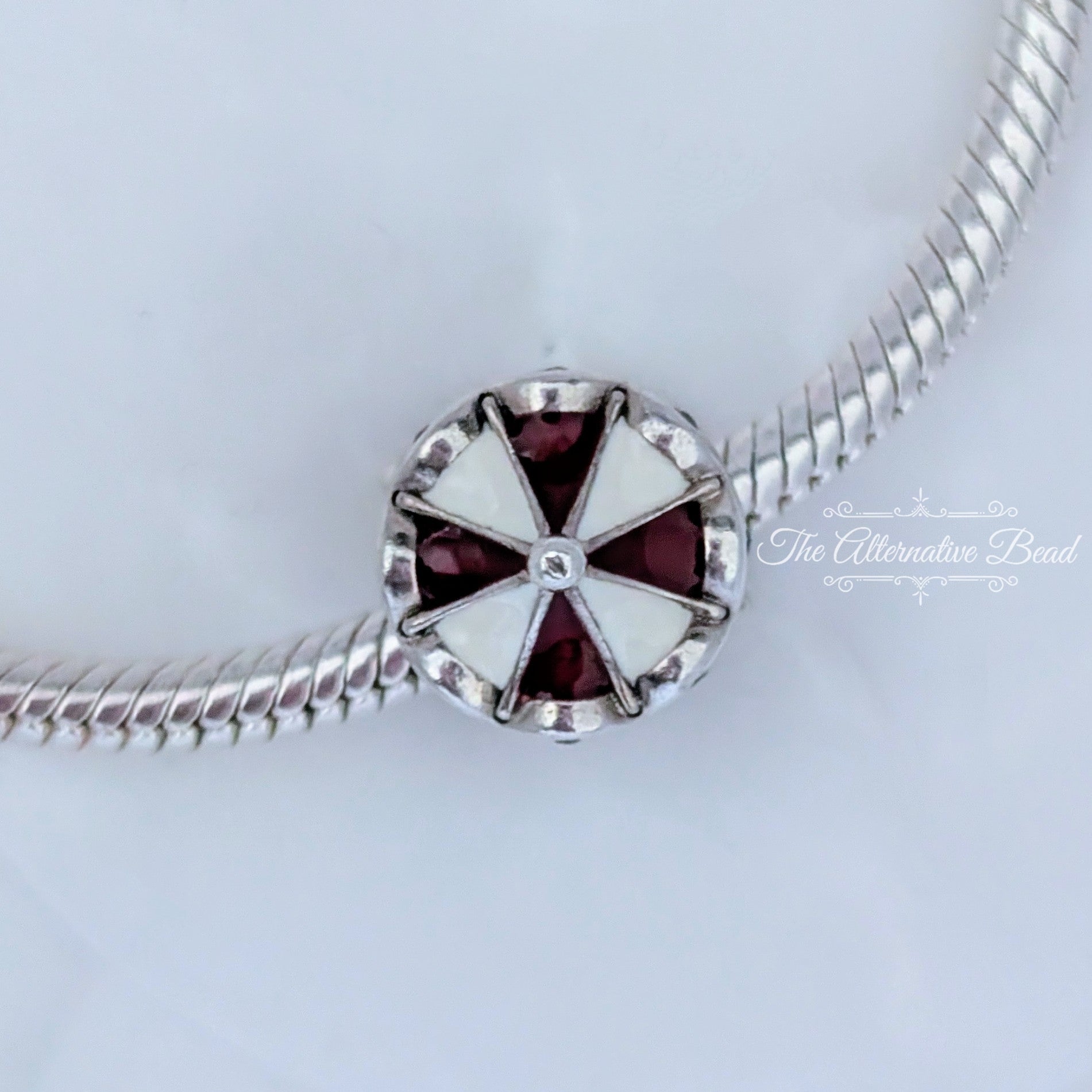Pandora Christmas Carousel silver; red sterling-silver Bead by The Alternative Bead. Your official Pandora Retailer from Germany