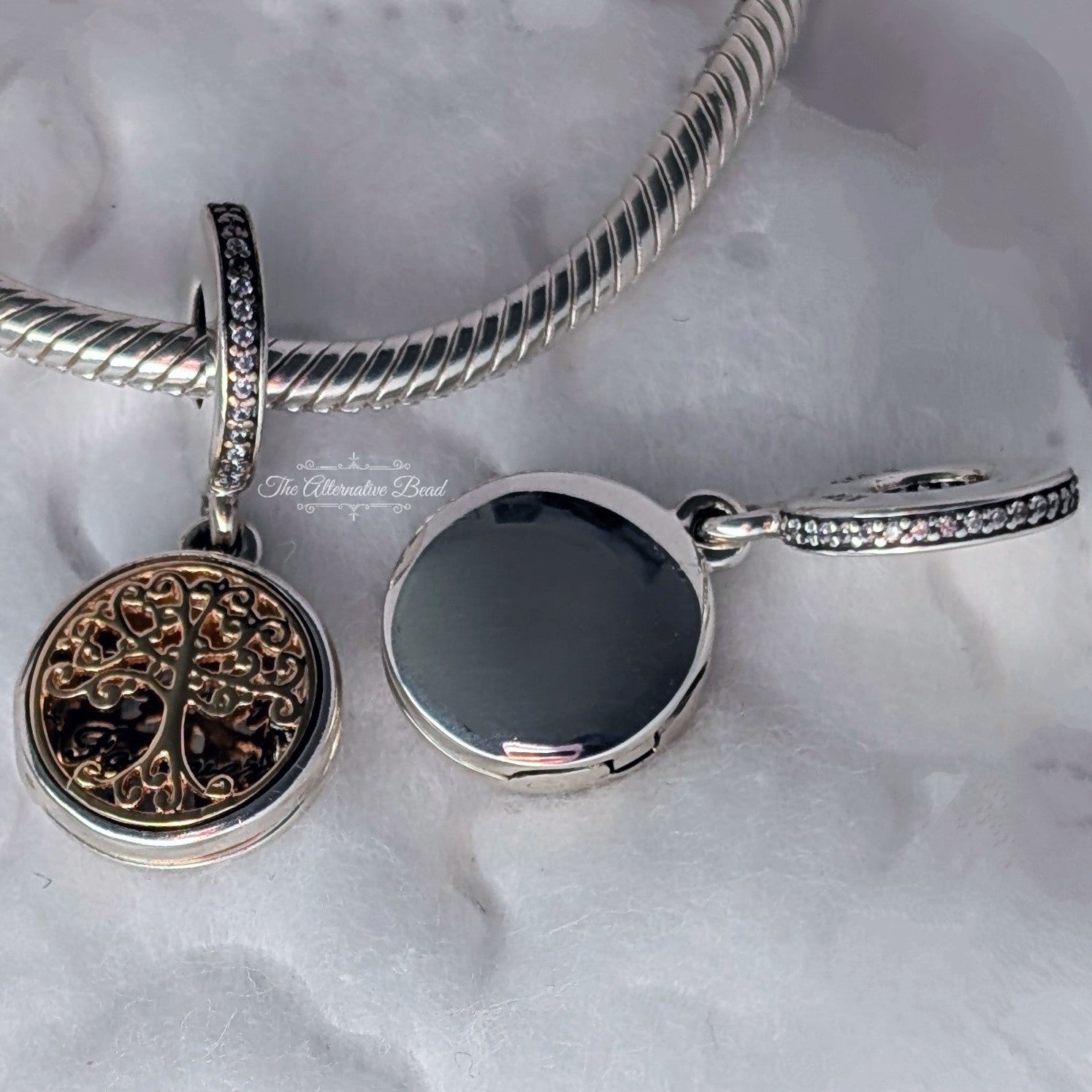 Pandora Family Roots Dangle silver; gold sterling-silver; gold Dangle by The Alternative Bead. Your official Pandora Retailer from Germany