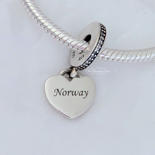 Charm Pendant Norway