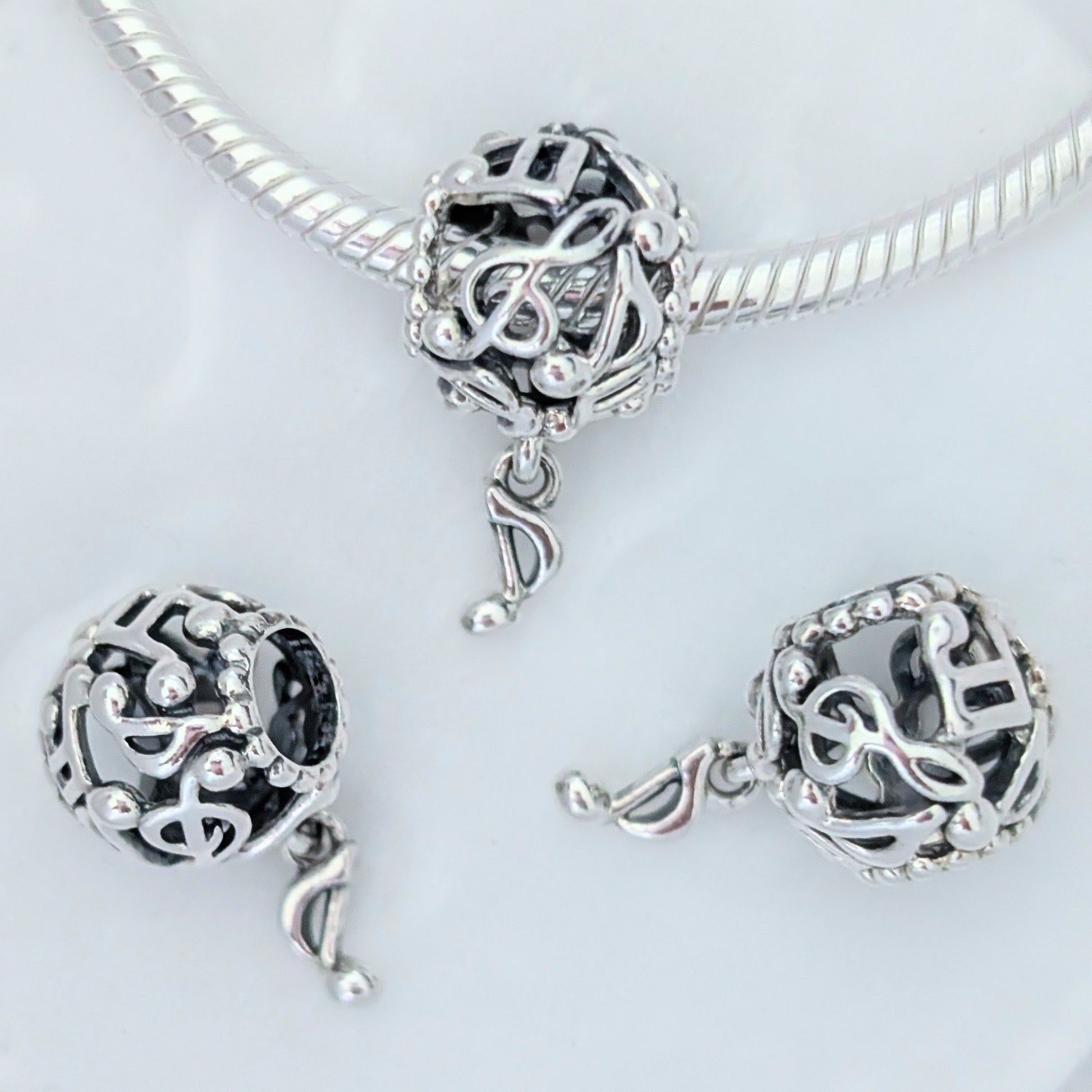 Pandora Musical Notes Openwork Charm silver sterling-silver; enamel Bead by The Alternative Bead. Your Jewelry Retailer from Germany