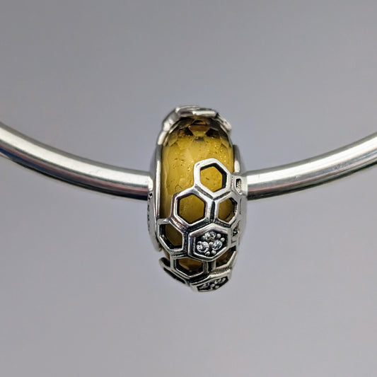Honeycomb Glassbead